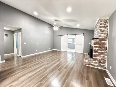 21 Grisham Cir, Bella Vista, AR 72715 - photo 5