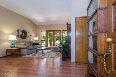 1819 E Sheena Dr Phoenix AZ-small-004-21