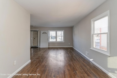 90 Brabant St, Staten Island, NY 10303 - photo 2