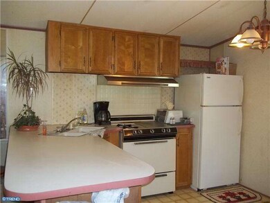 48 Tuckerton Rd, Reading, PA 19605 - photo 3