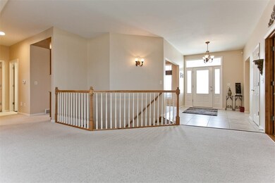 303 Stoney Point Rd SW, Cedar Rapids, IA 52404 - photo 5