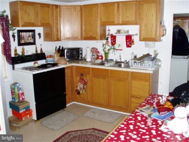 136-138 Spring Garden St, Woodstown, NJ 08098 - photo 4