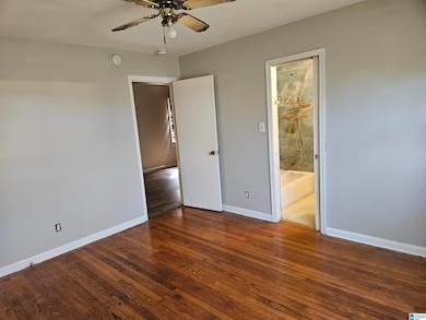 654 Maple St, Fairfield, AL 35064 - photo 6