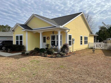 152 Carousel Cir, Crawfordville, FL 32327 - photo 2