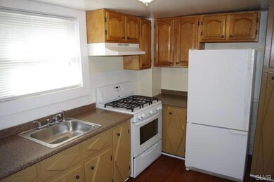 940 S Filmore St unit 942, Allentown, PA 18103 - photo 3