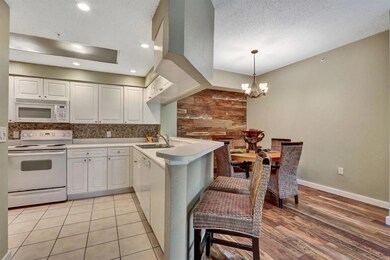 Open kitchen to DR & LR