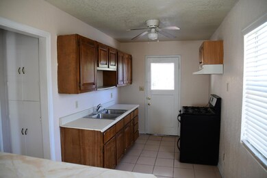 7812 Monterrey Dr, El Paso, TX 79915 - photo 4