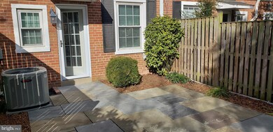 3605 S Wakefield St, Arlington, VA 22206 - photo 6