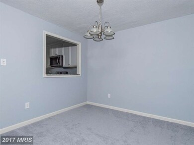 10032 Oakton Terrace Rd unit 10032, Oakton, VA 22124 - photo 6