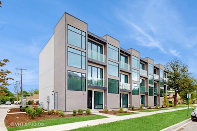 6342 Hennings Ct, Morton Grove, IL 60053 - photo 2