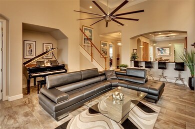 Great Room - magnificent ceiling fan.