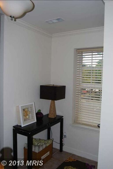 14141 Yorkshire Woods Dr unit 1, Silver Spring, MD 20906 - photo 3