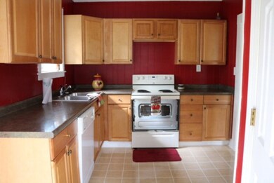 315 N Steele Ave, Picayune, MS 39466 - photo 4