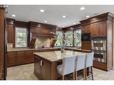 2756 Beacon Hill Dr, West Linn, OR 97068 - photo 6