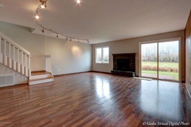 4002 Lunar Dr unit B2, Anchorage, AK 99504 - photo 3