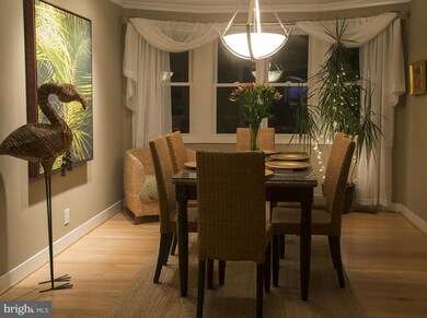 8941 Littleton St, Fairfax, VA 22032 - photo 6