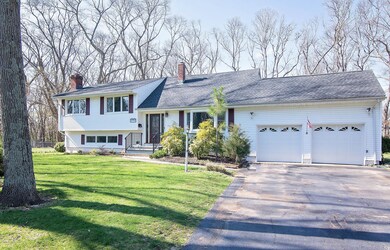 129 Glenwood Dr, Tinton Falls, NJ 07724 - photo 2