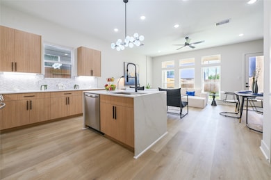 14109 Bridgeport Rd, Houston, TX 77047 - photo 7