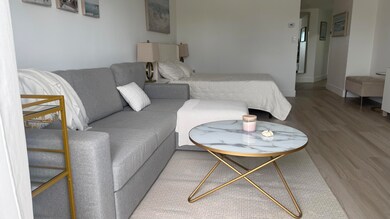 Portofino North unit 313, West Palm Beach, FL 33407 - photo 4