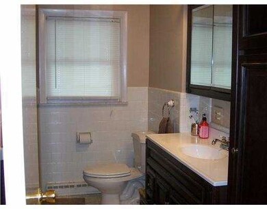 210 Gentian Ave, Providence, RI 02908 - photo 4