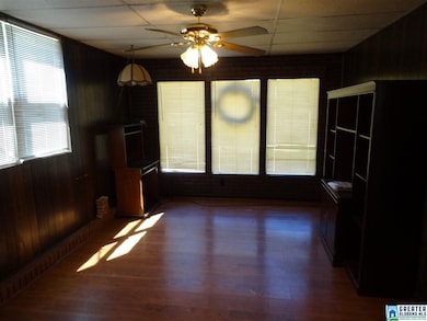 583 Karey Dr, Center Point, AL 35215 - photo 5