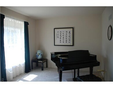 4477 Lake Forest Dr W, Ann Arbor, MI 48108 - photo 6