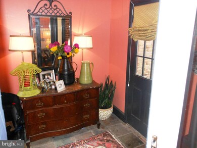 806 Hollins St, Baltimore, MD 21201 - photo 7