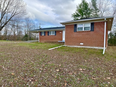 329 Poplar Dr, Red Boiling Springs, TN 37150 - photo 2