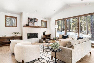 09-Living Room