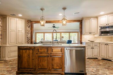 4 kitchen 1
