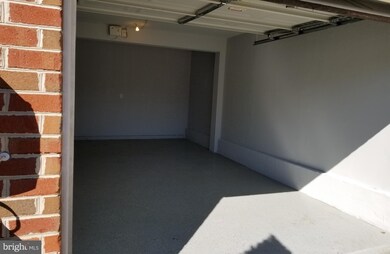 9736 Selfridge Rd, Middle River, MD 21220 - photo 4