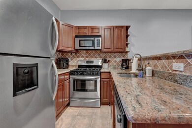 243 Pearsall Ave unit 2R, Jersey City, NJ 07305 - photo 6