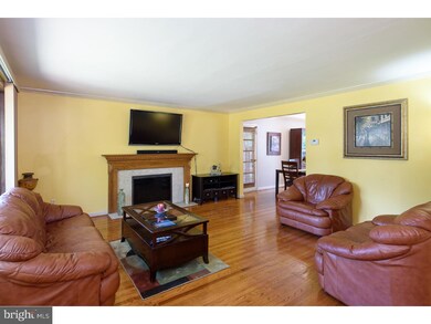 145 Brookmead Rd, Wayne, PA 19087 - photo 4