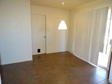 05 Portobello- Dining Nook