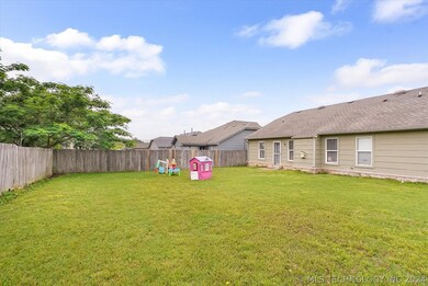 20300 E 42nd Place S, Broken Arrow, OK 74014 - photo 3