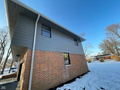 5220 E 46th St, Indianapolis, IN 46226 - photo 3