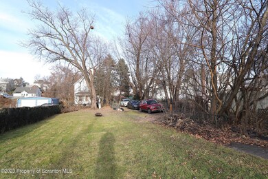 1410 Luzerne St, Scranton, PA 18504 - photo 5