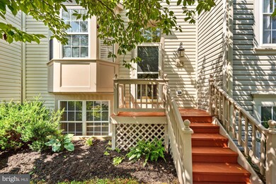 209 Frazer Dr, Purcellville, VA 20132 - photo 2