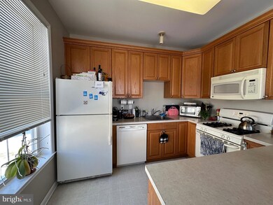 44 Kyle Way, Ewing, NJ 08628 - photo 6