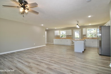 1549 Eastview Dr, Humboldt, TN 38343 - photo 5