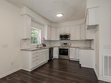 137 Rydel Ln, Statesville, NC 28625 - photo 5