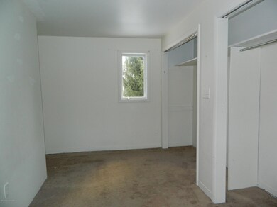 711 Scott St, Stroudsburg, PA 18360 - photo 4