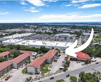 2220 Stickney Point Rd unit 528, Sarasota, FL 34231 - photo 5