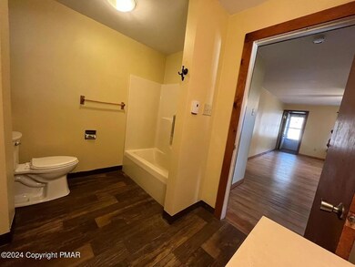 548 Kunkletown Rd, Kunkletown, PA 18058 - photo 6