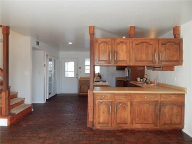 20135 Stream Hollow Ln, Tecumseh, OK 74873 - photo 6