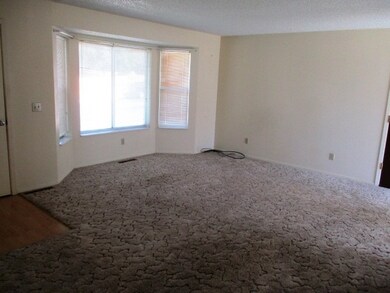 1928 Skyland Blvd, Winnemucca, NV 89445 - photo 2