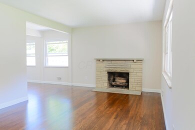Weiseimer family room into din room
