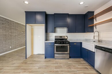 3534 W El Camino Dr-13