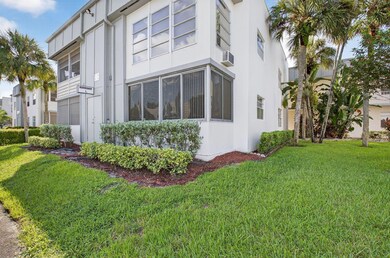 538 Normandy L unit 5380, Delray Beach, FL 33484 - photo 2