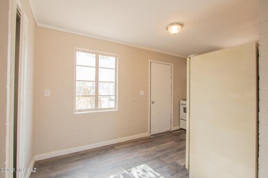 2 E Navajo Rd unit B, Tucson, AZ 85705 - photo 7